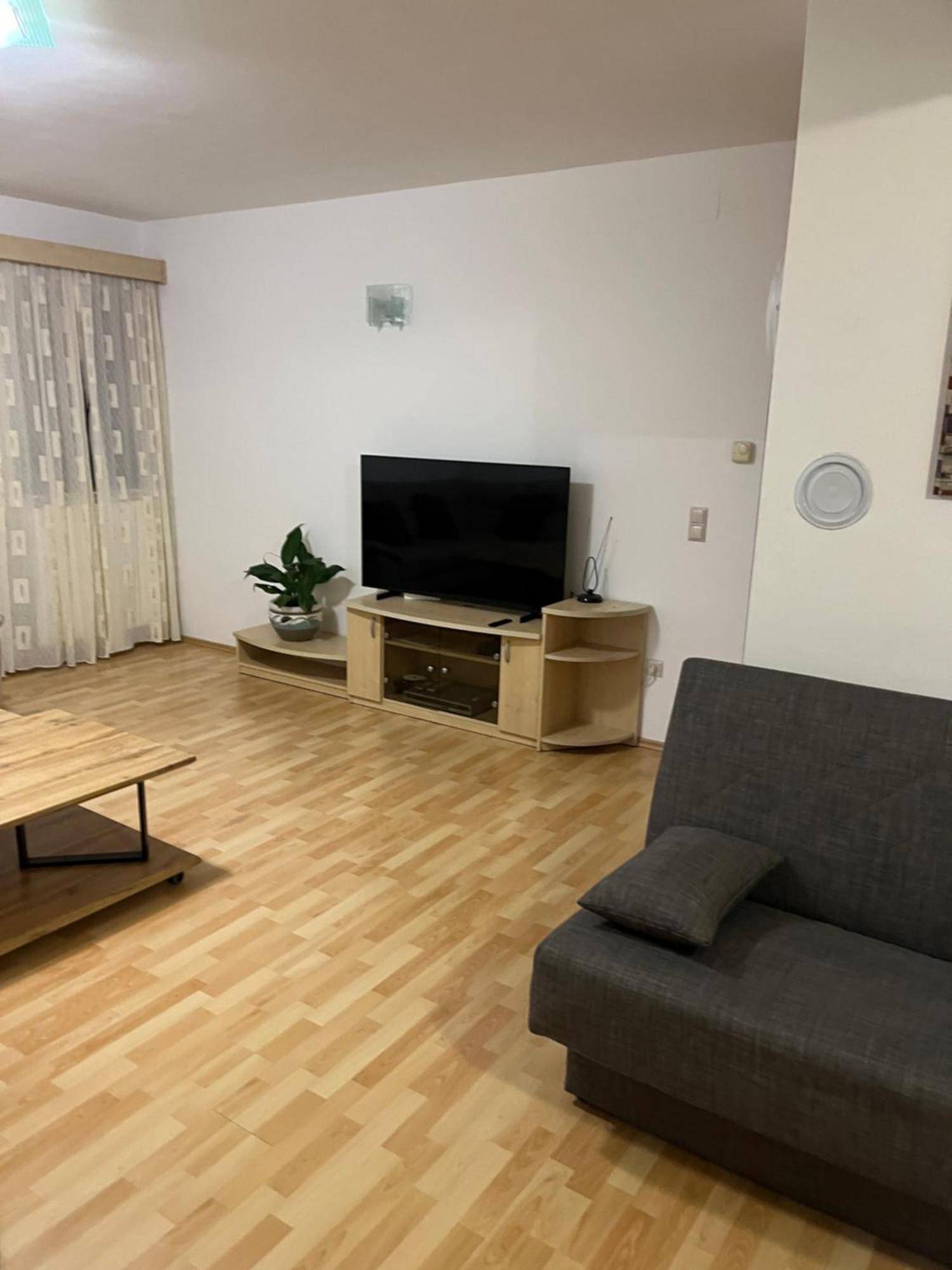 Apartments Hanka Njivice Bagian luar foto
